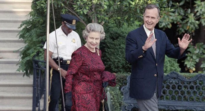 Mai 1991: Regina Elisabeta alături de George H.W. Bush.