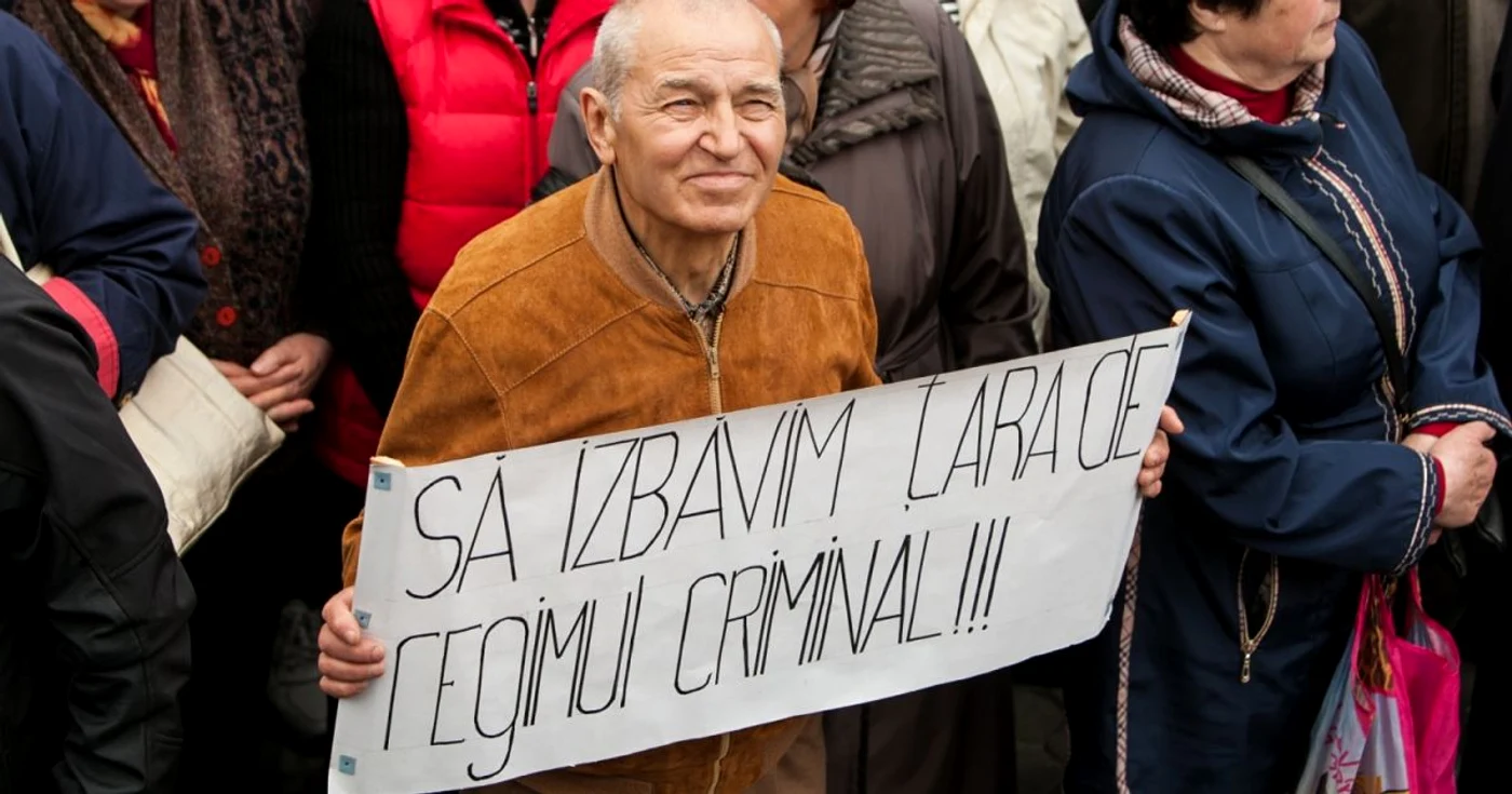 ONG-iştii vor să discute cu premierul într-un spaţiu public FOTO Alexandru Tarlev