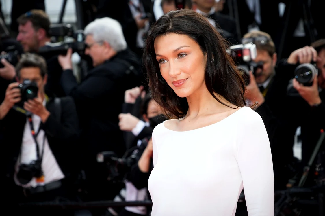 Bella Hadid jpg