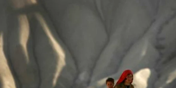 <b>HRW</b>: Discriminarea împotriva femeilor şiite, legală în Afganistan