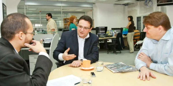 George Maior spune că mulţi tineri bine pregătiţi vor să-şi construiască o carieră în SRI