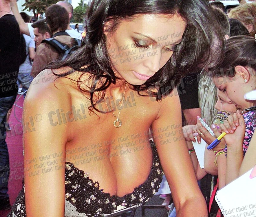 
    Nicoleta Luciu, cea mai sexy  apariţie!  