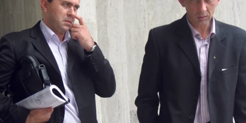 Aurelian Necula (foto stânga) a fost condamnat la şapte ani şi jumătate de închisoare