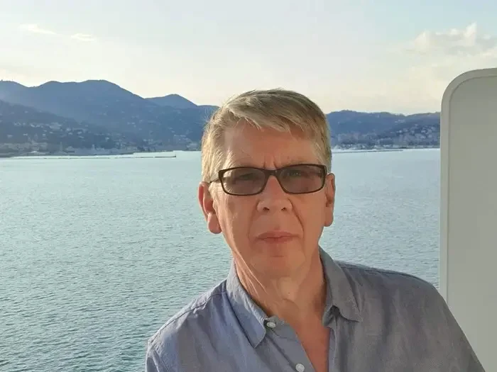 Andrew Middleton are 65 de ani și lucrează în continuare FOTO: Arhiva personală/BI