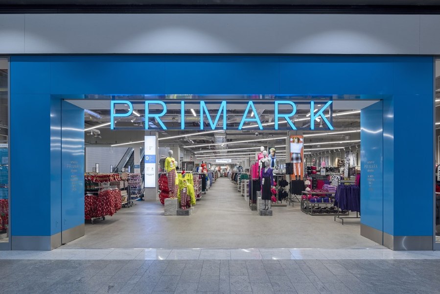 Primark deschide al doilea magazin în România și face angajări. Când și unde are loc inaugurarea