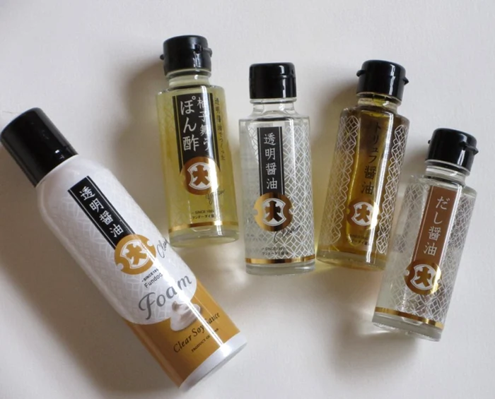 Sosul de soia transparent, o invenție modernă a bucătăriei japoneze. Foto: The Mainichi