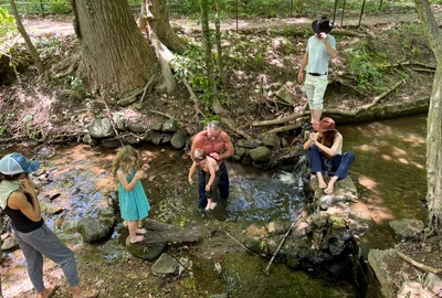 Robert F Kennedy Jr se scalda în Rock Creek foto X jpeg