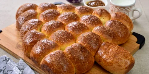 Cozobrad Cozonac bradut cu caramel 696x392 jpg webp