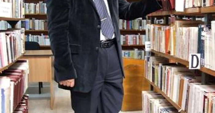 Brăila: Dragoş-Adrian Neagu - a realizat prima bibliotecă digitală din România