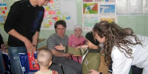 Spectacolele de teatru se vor desfăşura până pe 10 iunie