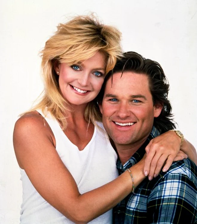 
    Goldie Hawn şi Kurt Russell  