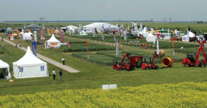 Expoziţia cu utilaje agricole se desfăşoară la Fundulea