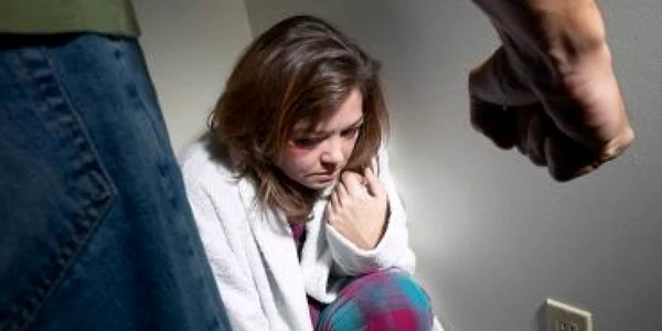 Pitesti: Violenţa în familie creşte uluitor