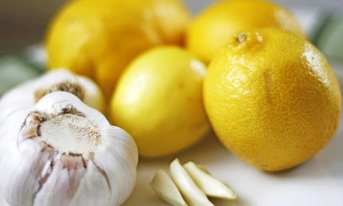 how to use garlic to lose belly fat fast 600x399 jpeg