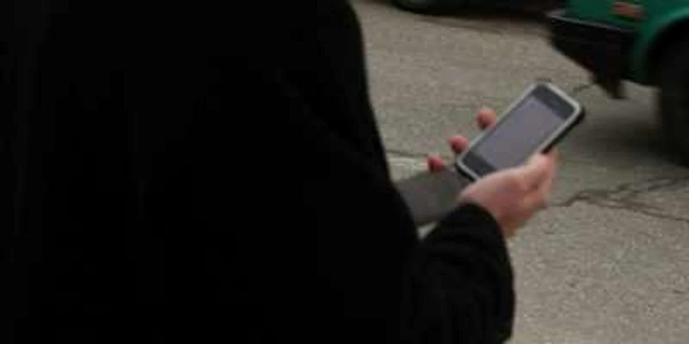 De pe telefoanele primite de ieşean s-au făcut apeluri către destinatari din Sierra Leone (Arhivă)