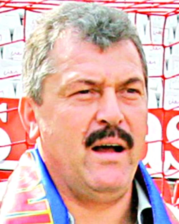 
    Helmuth Duckadam, preşedintele echipei din Ghencea  