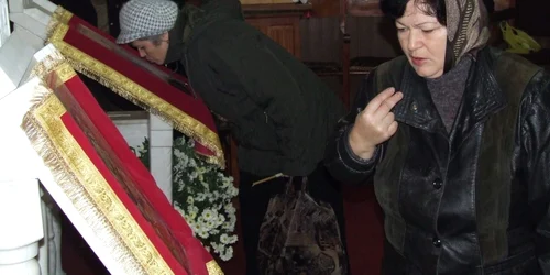 Credinciosii au fost in numar mare la Biserica "Sf Nicolae"