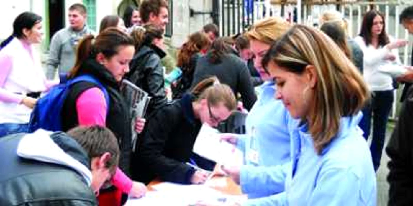 Studenții orădeni participă la Unifest