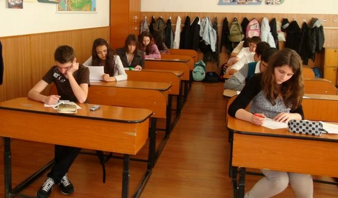 
    Rezultate finale Evaluare Națională  