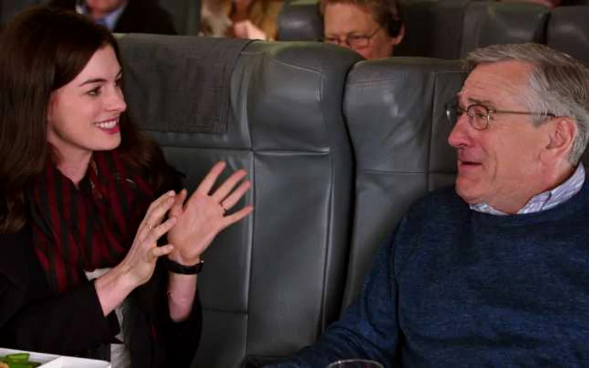 Anne Hathaway şi Robert De Niro, o
alăturare inspirată FOTO cinemagia.ro