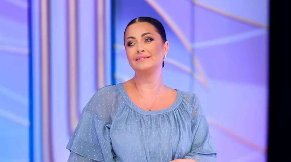 Prezentatoarea emisiunii „Mireasa - Capriciile iubirii” se retrage din televiziune. „Cu un ochi râd și cu celălalt plâng”