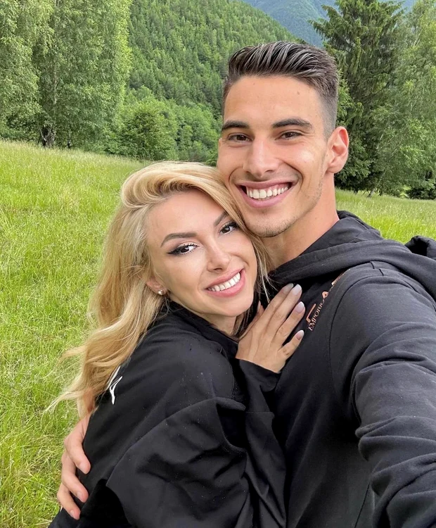 Andreea Bălan formează un cuplu cu Victor Cornea / foto: Instagram 