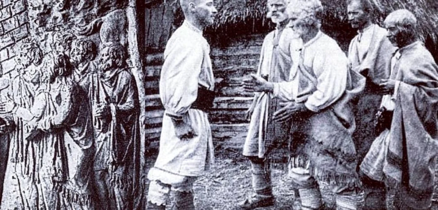Țărani români înfățișând o scenă de pe Columna lui Traian. Romulus Vuia, 1912. 