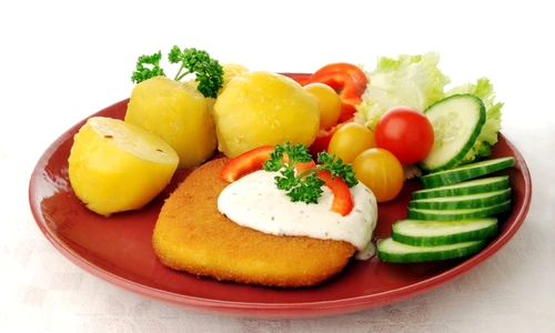 cartofi fierti cu cascaval pane shutterstock 10035478 jpeg