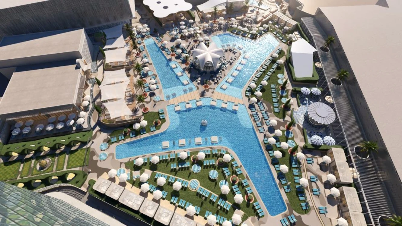 Zona cu piscine (fontainebleulasvegas.com)