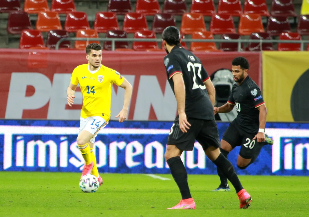 Ianis Hagi a fost titular în meciul cu GermaniaFoto: Marian Burlacu