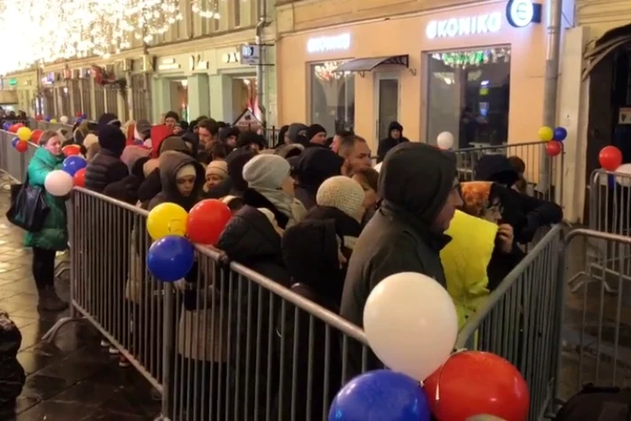 Cozi la secțiile de votare din Moscova/ FOTO: IPN