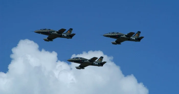  avioane militare de tip IAR-99 Soim FOTO Mediafax 