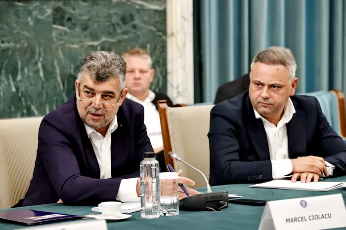 Premierul Marcel Ciolacu și ministrul Agriculturii, Florin Barbu FOTO: FB