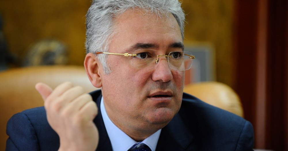 S-a aflat: Adriean Videanu şi soţia sa sunt „pensionarii români” prinşi pe aeroportul din Munchen cu bijuterii de 650.000 de euro