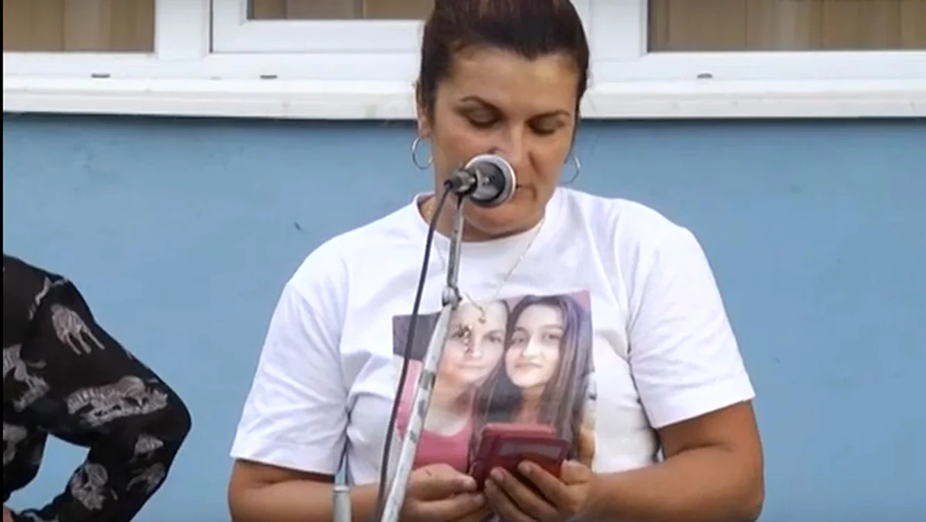 
    Monica Melencu crede în ipoteza că fiica ei este în viațăFoto: captură video  