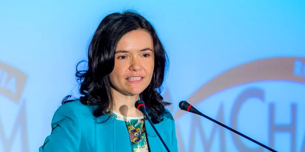 2 Daniela NEMOIANU jpg