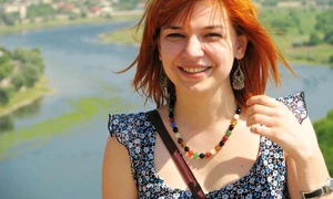 Cum devii român jpeg