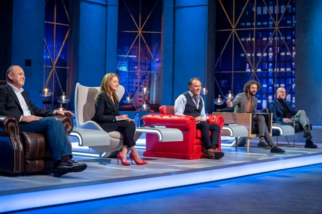 Cei cinci lei sunt: Dan Șucu, Cristina Bâtlan, Mohammad Murad, Bogdan Micu și Dragoș Petrescufoto: PRO TV