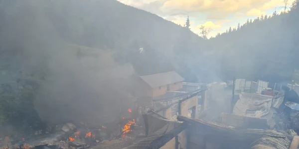 incendiu Mănăstirea Tărcuţa foti news