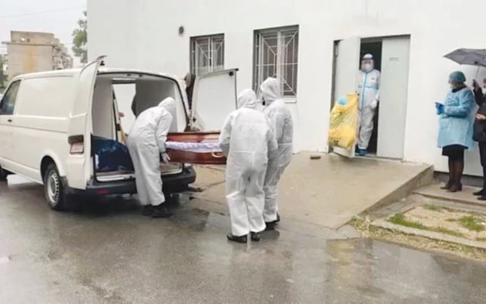 
    Morgile spitalelor abia fac și ele față  