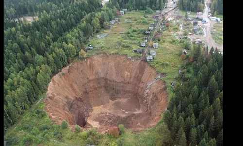 Groapa din Solikamsk e din ce în ce mai mare jpeg