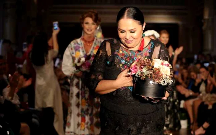 Spectacolul „Pasărea măiastră“, dedicat Centenarului, a avut parte de o colecţie deosebită, semnată Liza Panait