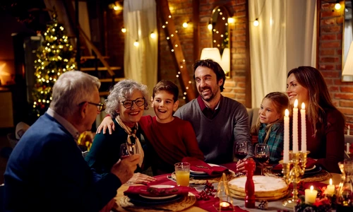 De ce se celebreaza Craciunul pe 24 decembrie in unele tari  Sursa foto shutterstock 2386390131 jpg