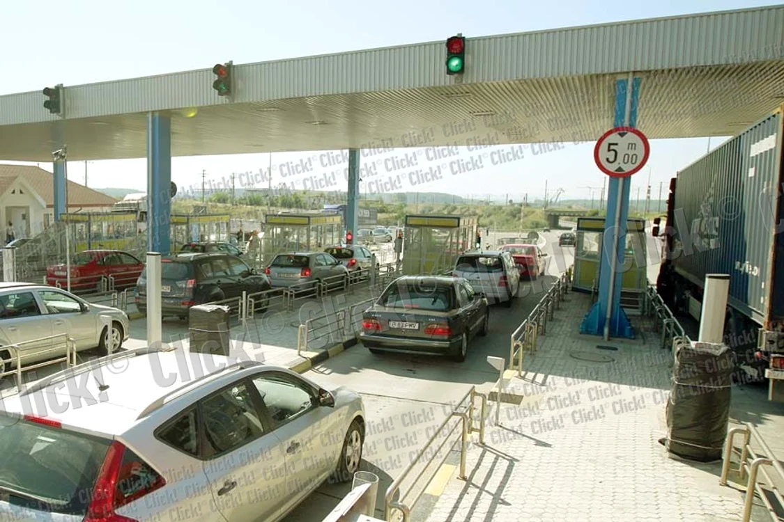 
    Taxarea pe autostrăzi  se va face cel mai  probabil din 2016 (Fotografii: Click!)  