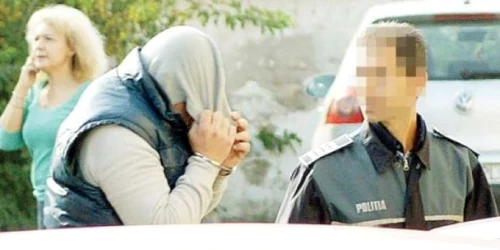 Omul legii a încercat să înghită mita în momentul în care a fost prins