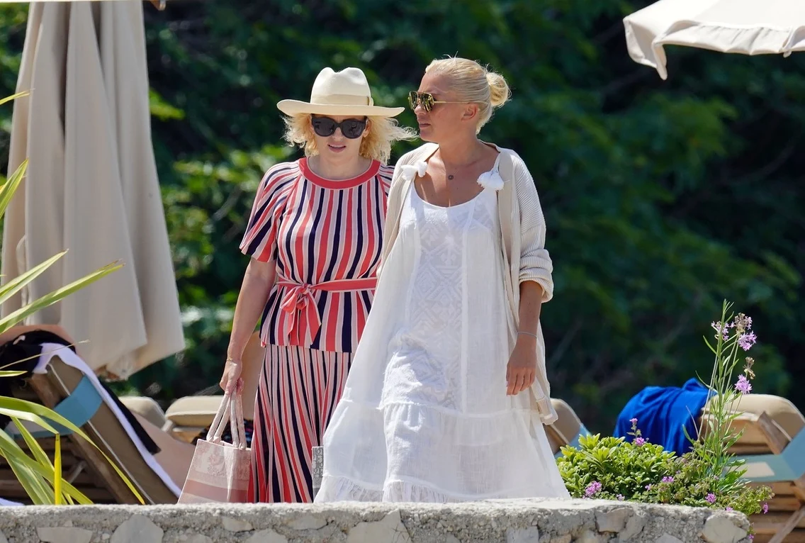 Rebel Wilson și iubita Ramona Agruma (5) jpg