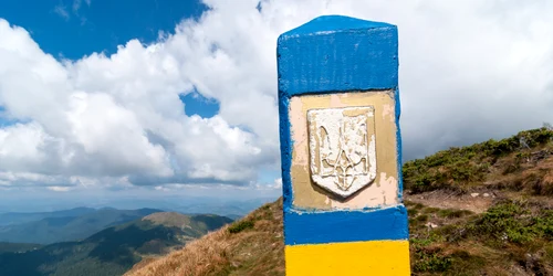 Borna granita ucraineana in carpati shutterstock 647053819 jpg