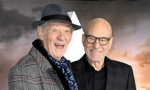 6 patrick stewart si ian mckellen s au sarutat 6 jpg jpeg