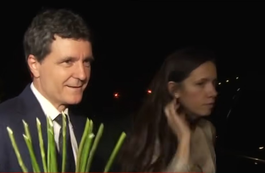 Discuții despre un nou Guvern la nunta lui Alexandru Nazare. Nicușor Dan: „Am făcut și puțină politică”