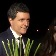 Nicusor dan la nunta lui Nazare captura video Antena 3 png